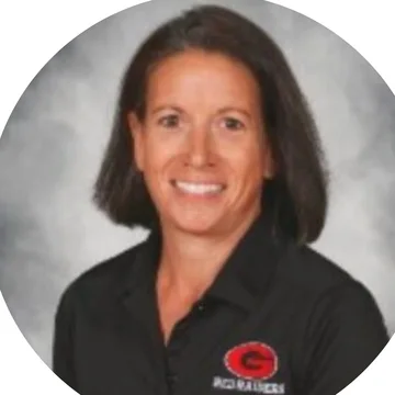 Liz Stojetz